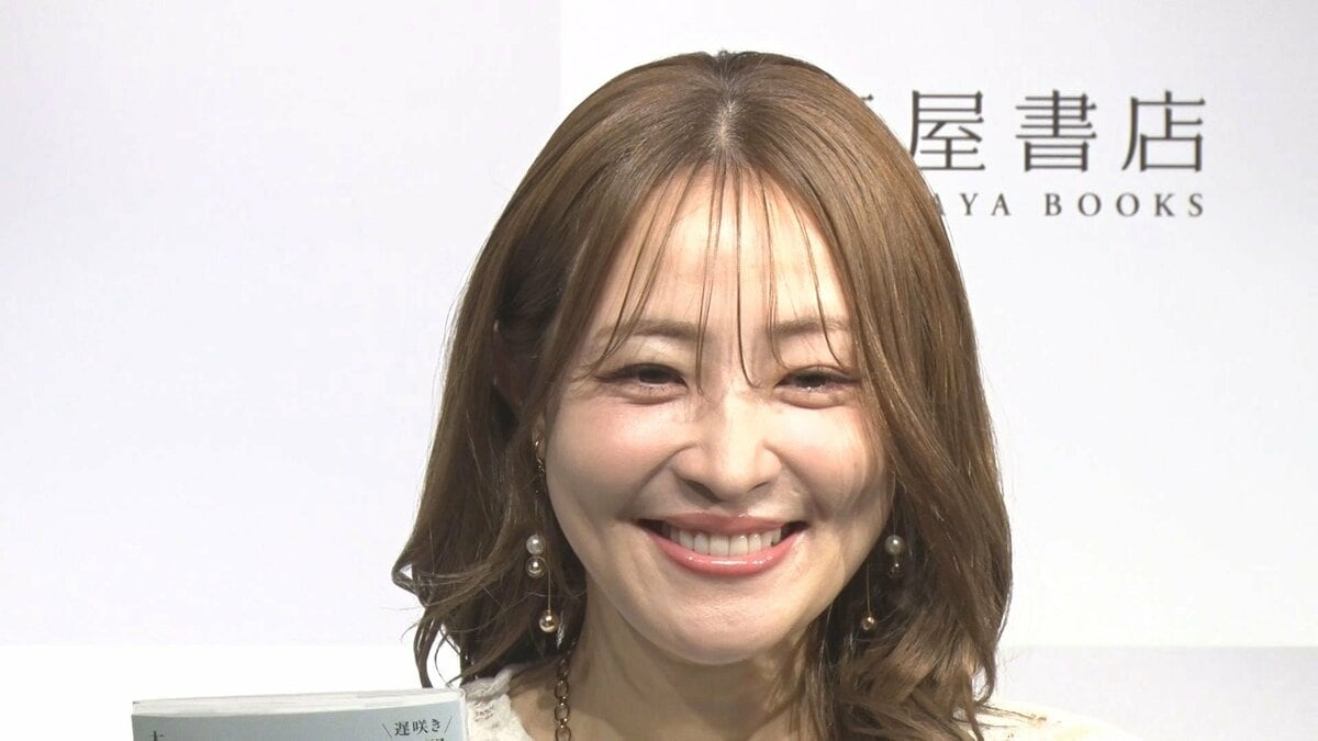 大沢あかね（40）、突然の美人化で整形？疑惑飛び交うも「天然でやらせてもらってます（笑）」の神対応にほっこり