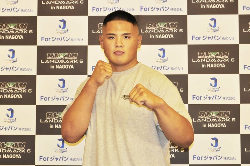 格闘家「スタバ勉強民嫌い」俺の黒歴史が刺さりすぎて草ww