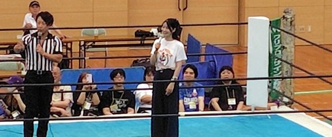 36歳倉持明日香の結婚発表がリング上！ プロレス愛が強すぎて笑ったわ