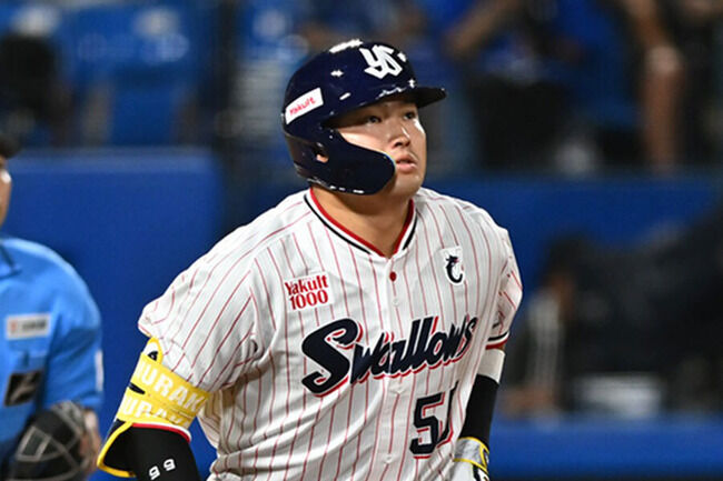 【300億円大型契約!?】村上宗隆のメジャー挑戦：ドジャース移籍の真相と契約金の行方