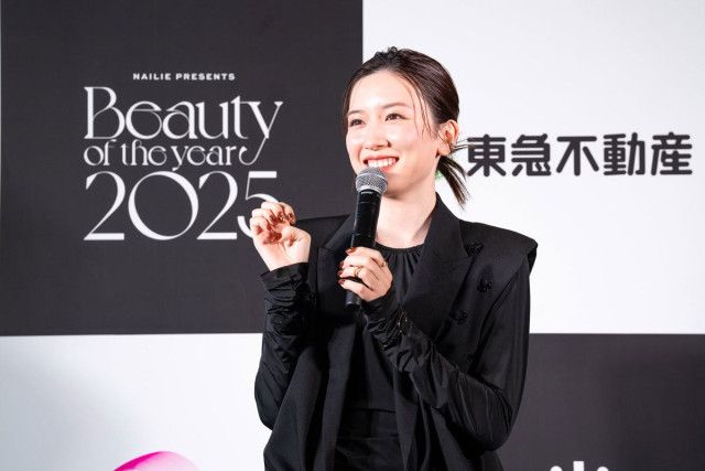 【衝撃】永野芽郁、超ロングヘアを30cm以上ばっさり…！その理由がNetflix新作『僕の狂ったフェミ彼女』でヤバすぎる