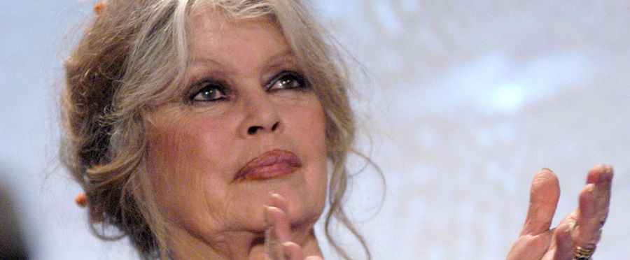 衝撃…ブリジット・バルドーさん死去 91歳 「神が女を創った」あの微笑みが永遠に