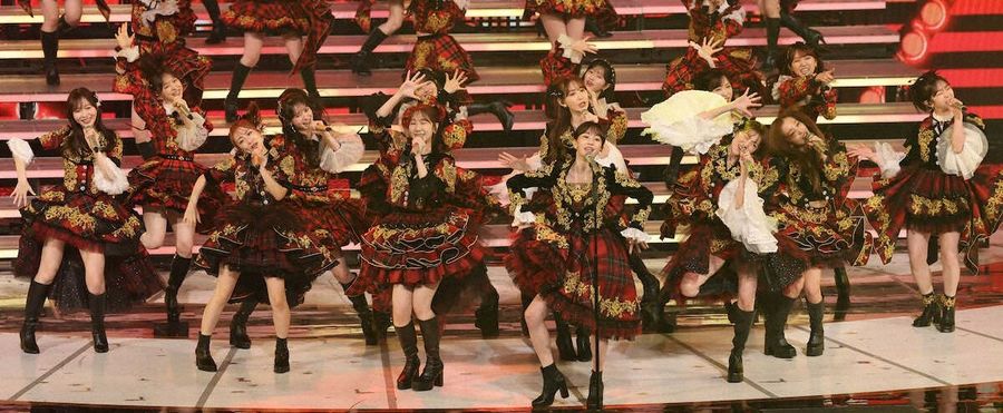 「会いたかった」歌った瞬間…紅白が37.1%まで急上昇！ AKB48レジェンド集結で日本中が“戻ってきた