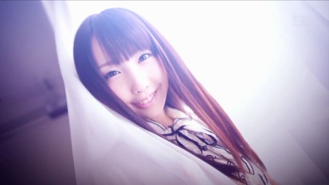 宇佐美まい 18歳の白くて美しいボディに未処理のアンダーヘアがやらしくてすんごく良い！！ 前半