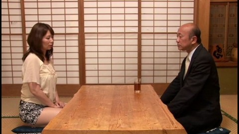 翔田千里 鬼畜息子に野外調教もされちゃうマゾ母 前半