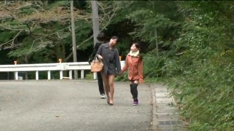 童貞と知った母と妹が混浴露天風呂で筆おろし！ 前半