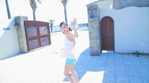 大塚聖月 妙になついているキレイな鼠径部の姪っ子ちゃんと遊ぶイメージ 前半