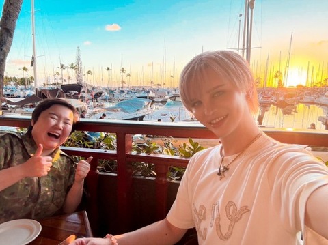 ハワイ旅でのバービー風メイク！やす子とMattが魅せる新しい自分