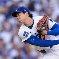 【二刀流の代償か？！】大谷翔平、上腕二頭筋違和感…パドレス戦の最終打席に代打、明日欠場へ！　