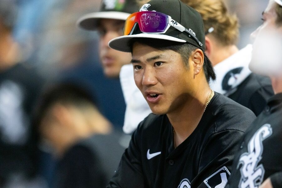 【異色の日本人…鮮烈デビュー！】Wソックス西田陸浮、メジャーデビュー戦で初安打＆初補殺…村上宗隆と日本人野手共演にスタオベ！