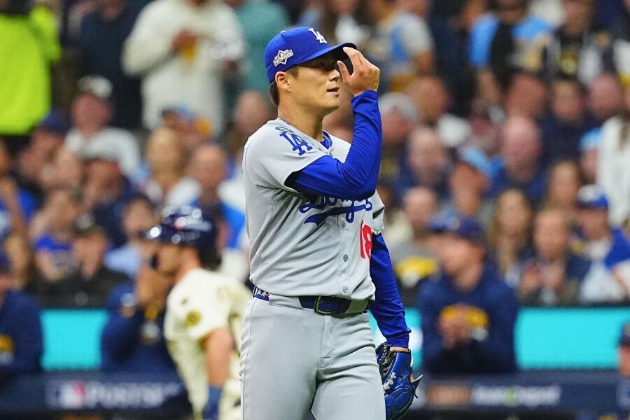 【山本が完投、ドジャース連勝！】山本由伸、メジャー初の完投勝利はビッグゲームで！