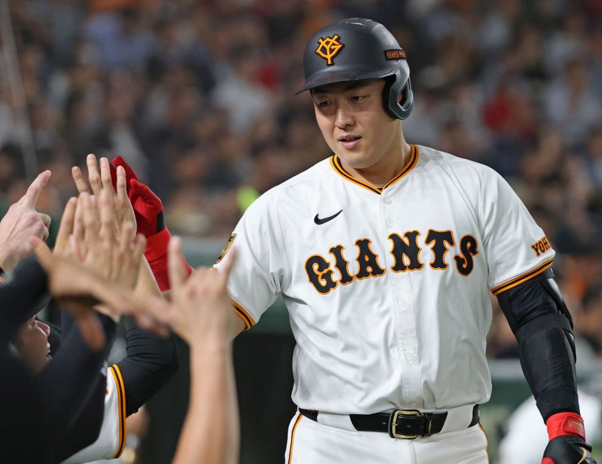 【欲しいと言って…全30球団OK！】巨人・岡本和真、ポスティングによるメジャー移籍を球団が容認！