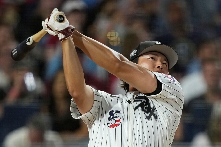 【サイ・ヤング賞打ちツーベース！】村上宗隆、デグロムから豪快2塁打…ホワイトソックス大勝で今季最多貯金7、首位堅守！
