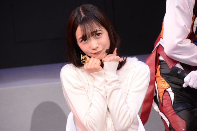 【そりゃクビだわ…反省の色なし！】戦隊ゴジュウジャー・ブラック降板の19歳今森茉耶、不倫と飲酒のその後…一同が呆れる態度！