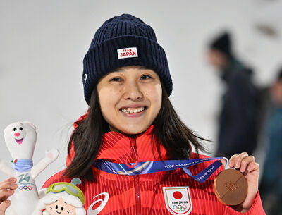 【ミラノ五輪…日本勢1号！】丸山希、4年前の絶望から五輪の表彰台へ…女子ジャンプ日本勢2人目のメダル獲得！