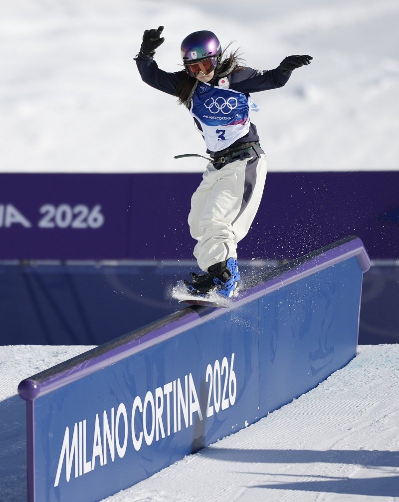 【米NBCが激怒…村瀬が金だ！】ミラノ五輪スノボ女子SS：村瀬心椛の完璧ランが報われず…NBC解説「これは金メダルだ！クレイジー」な採点に激怒！