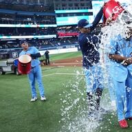 【先制打が決勝点！】岡本和真、レッドソックス戦で先制2点適時打…ブルージェイズ3-0完封勝ち！