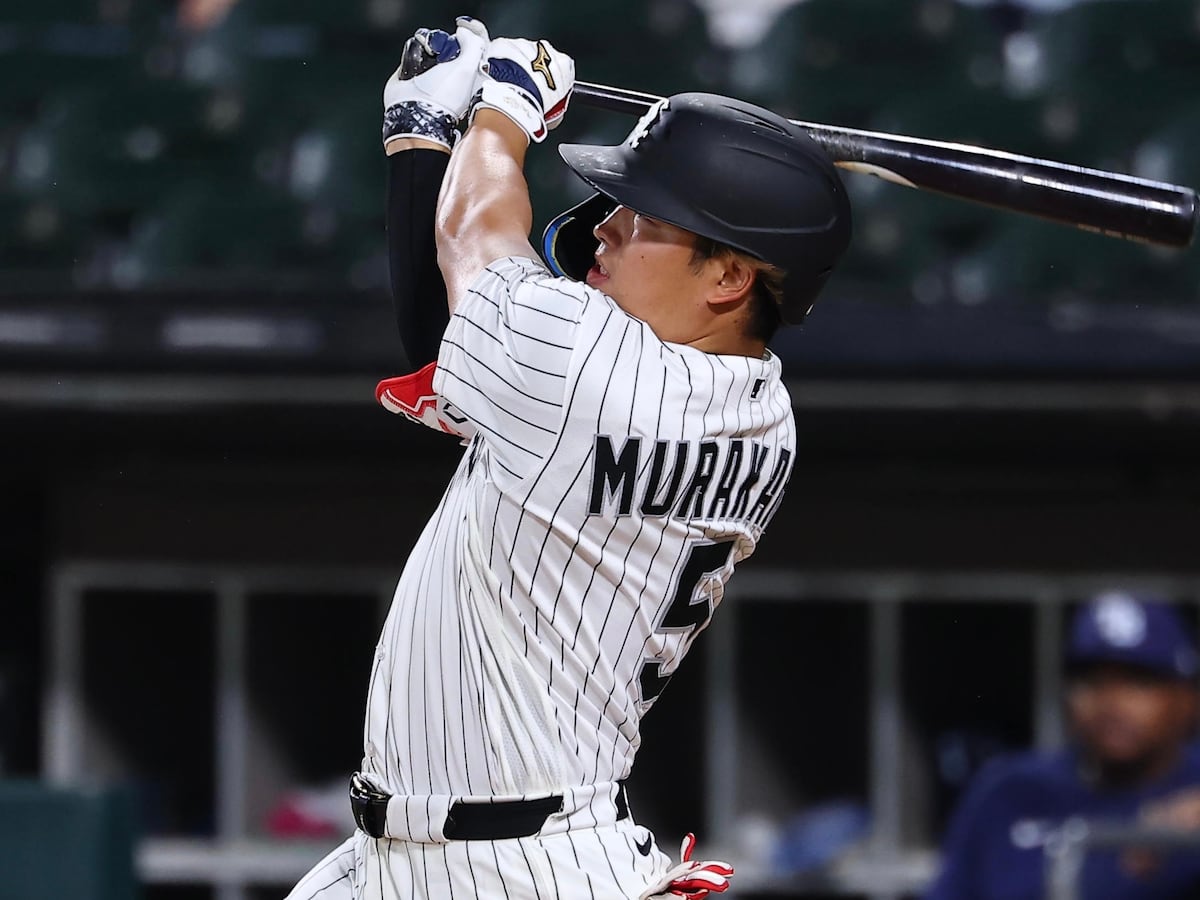 【本拠地は大ブーイングに！】村上宗隆、1安打1四球 …終盤のチャンスの申告敬遠に本拠地は！