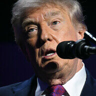 【悲報】トランプ氏、支持者離れ加速　イラン対応で不満爆発か