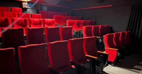 【地方】東京の友人「片道250円」新宿の映画館に行ける。私はイオンまで車で「片道1時間」なのに、正直「不公平」ではありませんか？ かなり「損」してる気持ちになります