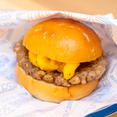 「寿司屋でそんなのあり？」くら寿司×にじさんじの“衝撃のメニュー”が「二度見した」「さすがに草」と話題に