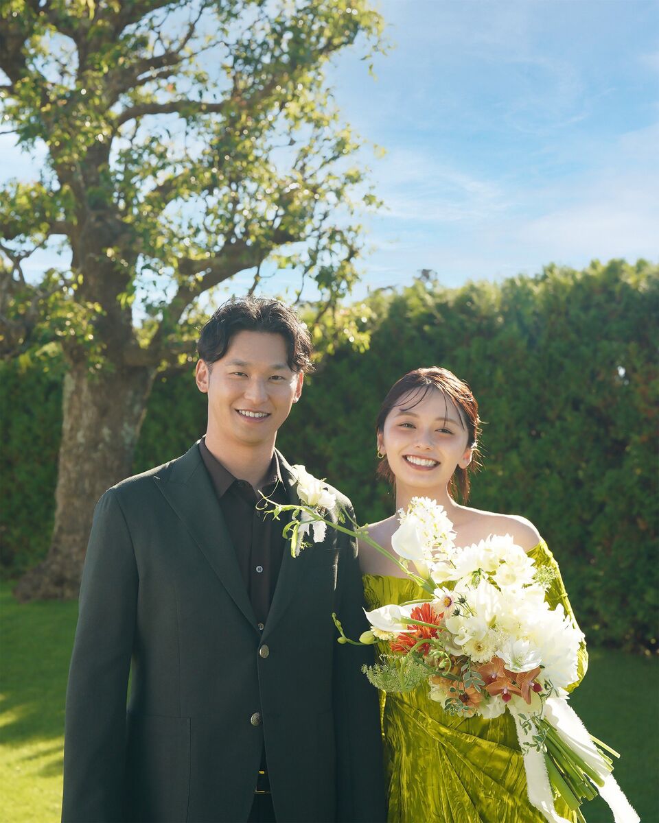 【結婚】巨人・吉川尚輝が電撃結婚　シンガーソングライター足立佳奈と！