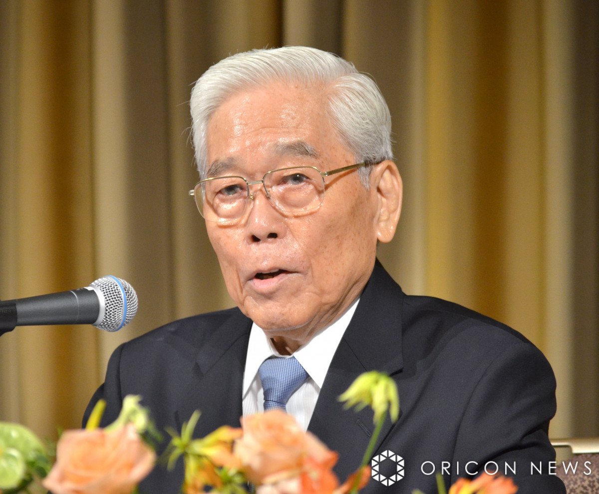 フジ・メディアHDの日枝久氏が経営諮問委員会から辞任！自宅で転倒し、現在は入院中