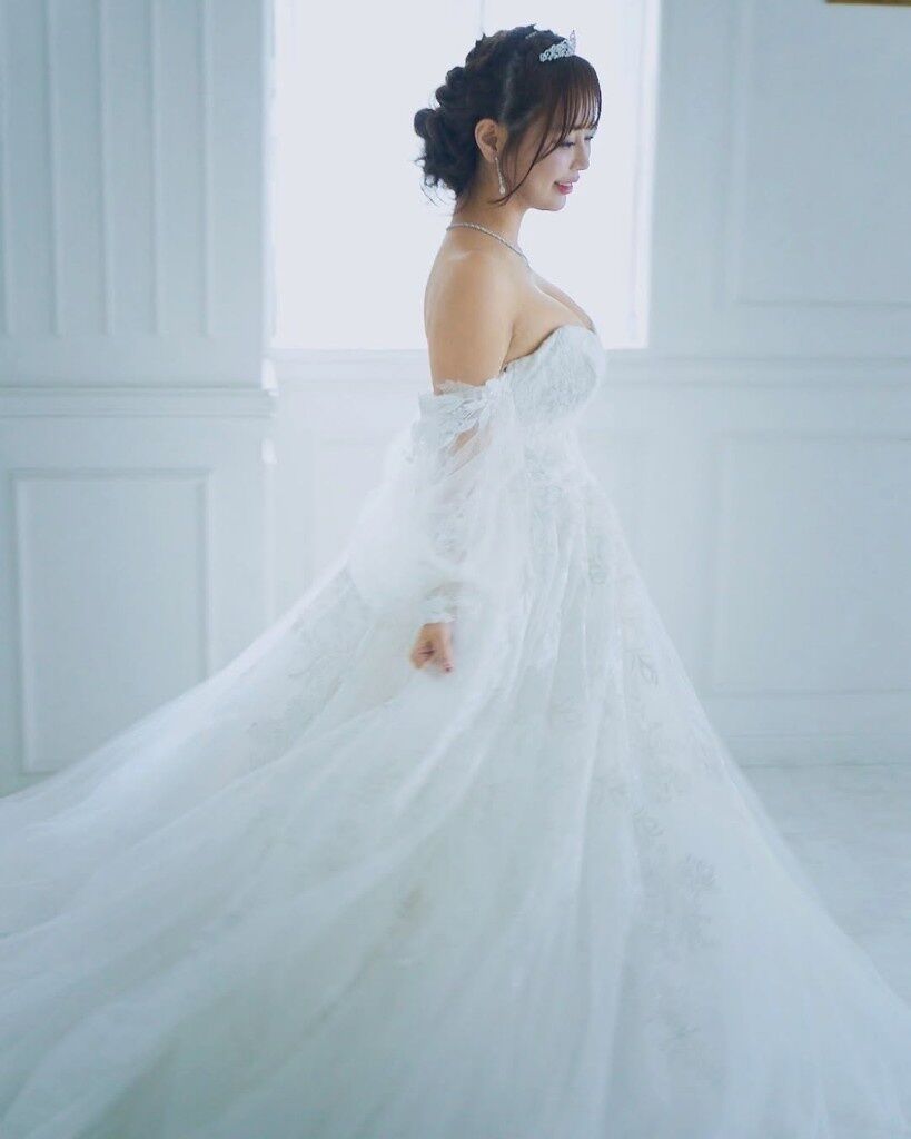 【画像】巨乳声優・井口裕香のウェディングドレスお乳ｗｗｗｗｗｗｗｗｗｗｗｗｗｗｗｗｗ