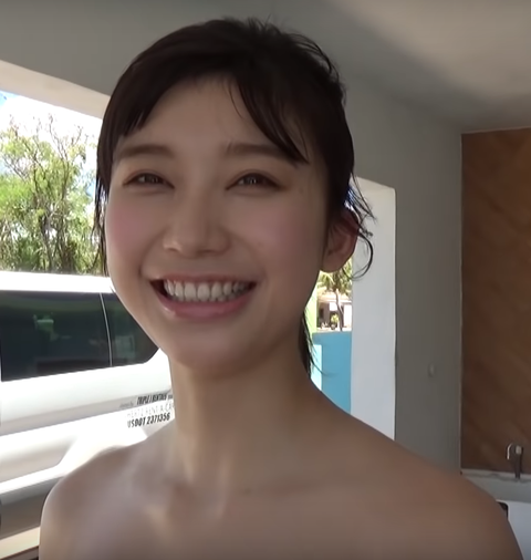 【画像】小倉ゆうか 5年ぶりにグラビア奇跡のカムバック！磨きのかかった圧倒的美ボディ！