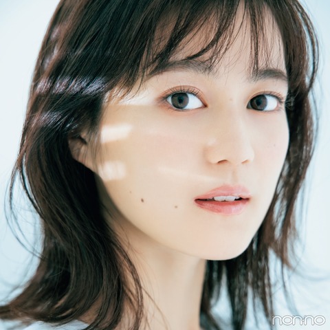 【自然】生田絵梨花が北海道・美瑛を満喫！ナチュラル美ビジュに反響！