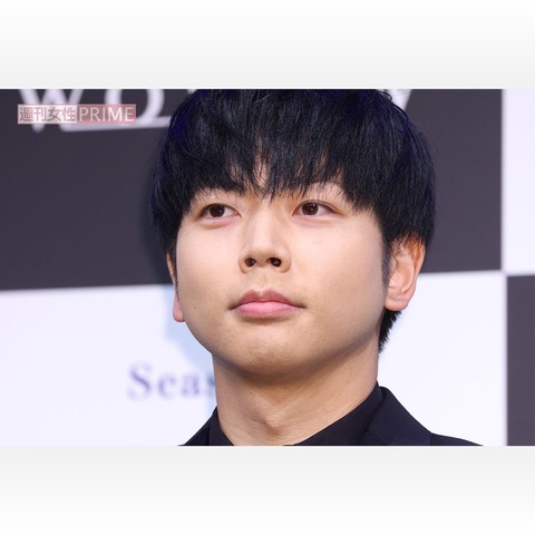 【芸能】NEWS増田貴久、ミスユニバースとの密着記念撮影にファン不満！