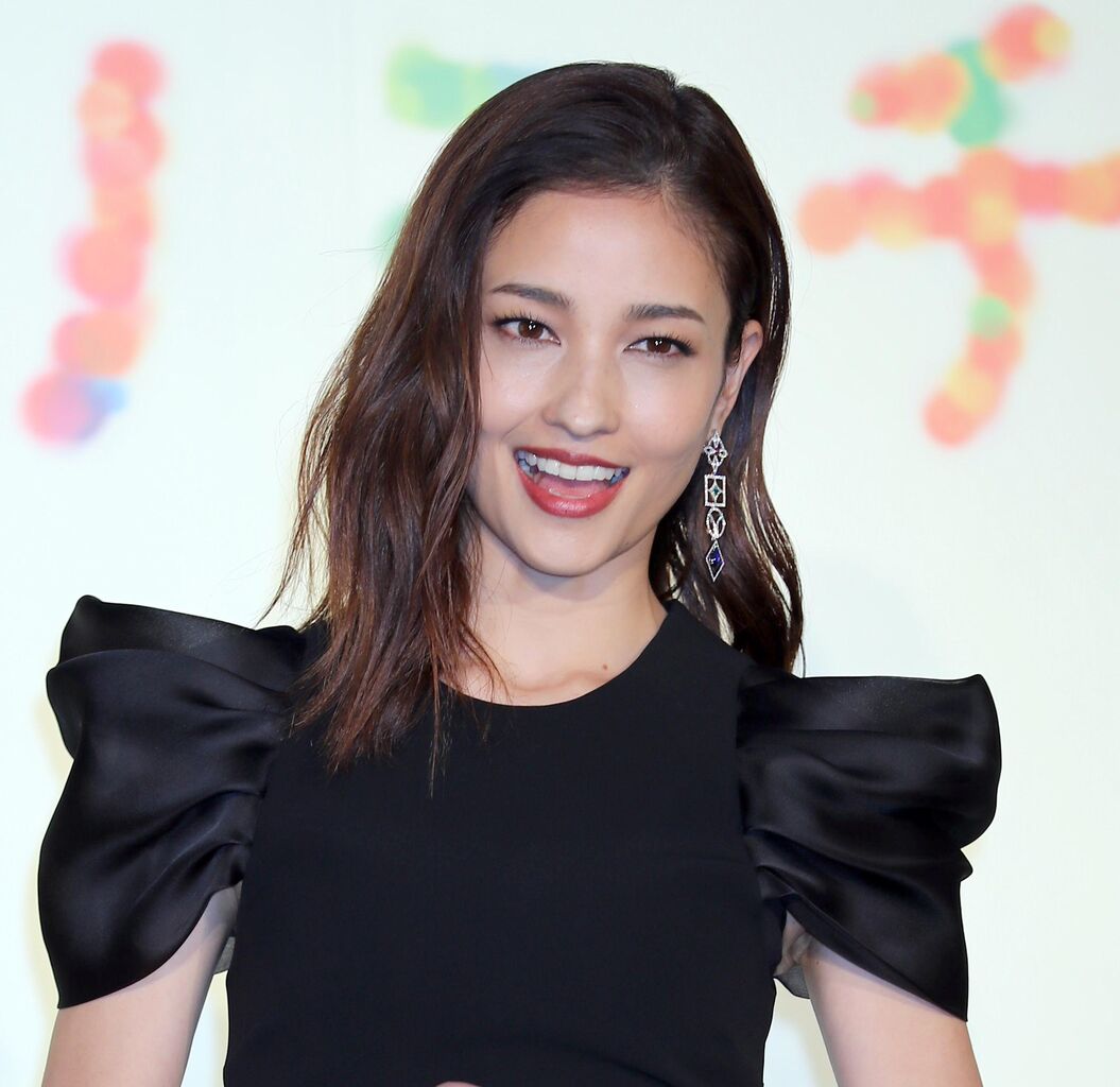 黒木メイサが14歳年下恋人・三浦孝太とデート　初2ショット！