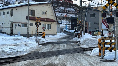 北海道・小樽、観光中の中国人女性、列車接触で意識不明に！