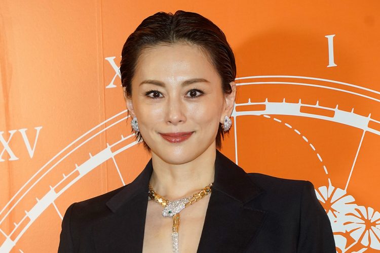 米倉涼子、EASE NYの顧客？新浪剛史と“知人女性”の関係浮上！