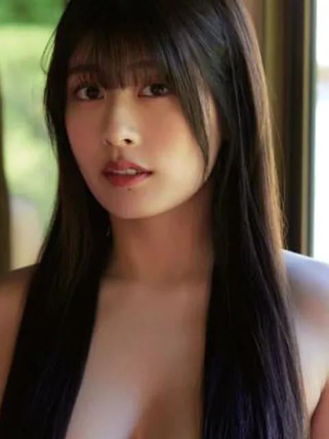 ちとせよしのさん画像集384枚【セミヌード】