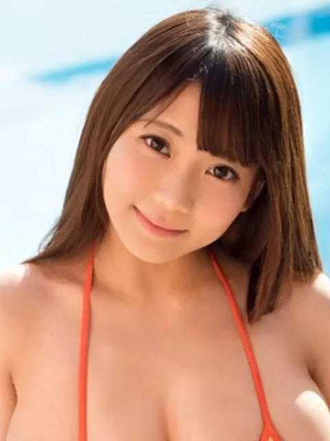 岩瀬りなさん画像集97枚【ヌード】