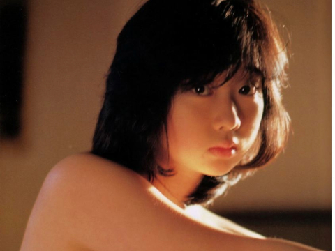 川上麻衣子さん画像集108枚【ヌード】