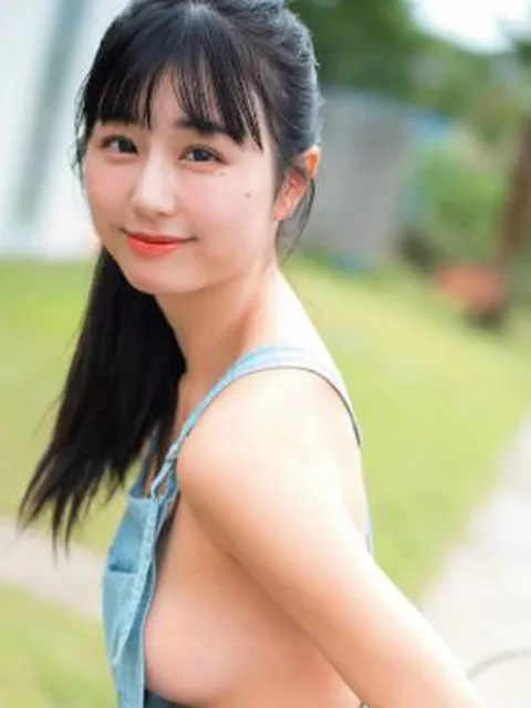 くりえみさん画像集907枚【セミヌード】