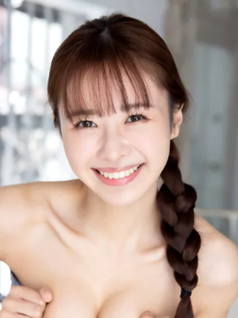 栗山莉緒さん画像集899枚【ヌード】