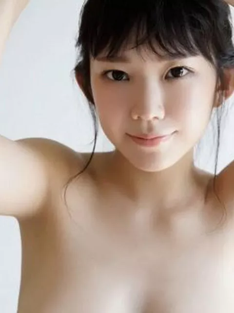 長澤茉里奈さん画像集976枚【セミヌード】