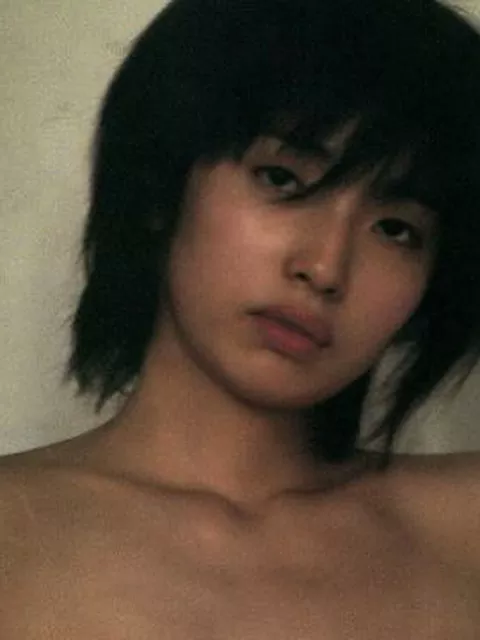 大網亜矢乃さん画像集41枚【ヌード】