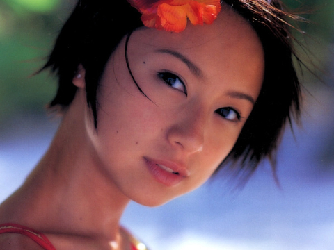 鈴木亜美さん画像集80枚【水着】