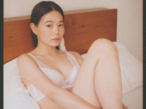 山本奈衣瑠さん画像集36枚【ヌード】