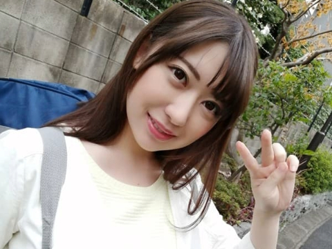 山本蓮加さん画像集1013枚【ヌード】