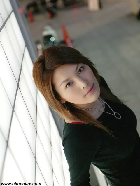 『 tomomi 』 素人ハメ撮り 動画　fanzaレビュー