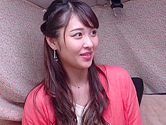 【動画】33歳清楚系で笑顔が可愛い美人セレブをナンパ！！旦那とはセックスレスの極上妻が他人に電マで弄られスイッチON!出会ったばかりの他人の肉棒が欲しくなり近くのホテルで中出しファック！！ 