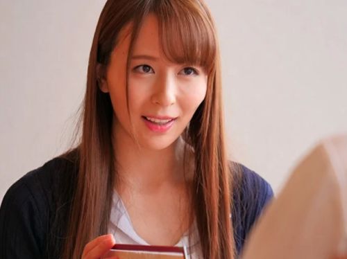 【希崎ジェシカ】マッチングアプリで肉体関係を持った男を夢中にさせてしまった美人妻の肢体！