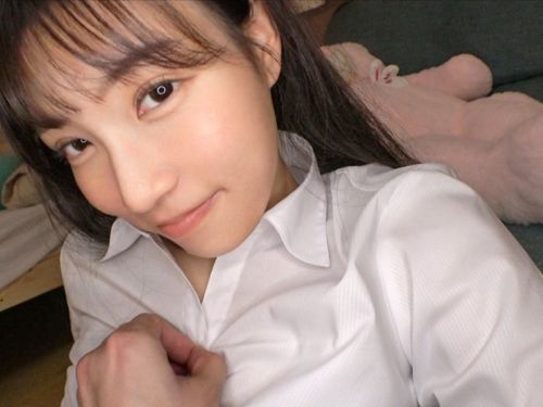 「仕事終わるまでにいっぱい精子作っといて」と語る自慢の彼女りえ24歳