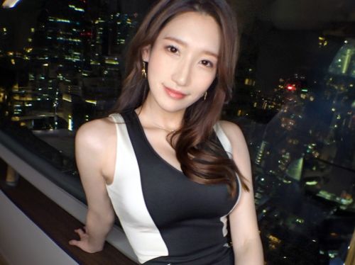 スカートめくったらハミマンしていた美しすぎる保育園の保護者まいか34歳
