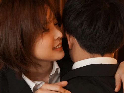 【葵つかさ】童貞部下の絶倫性欲をからかって誘惑し爆発させてしまい一晩中絶頂した美形上司！